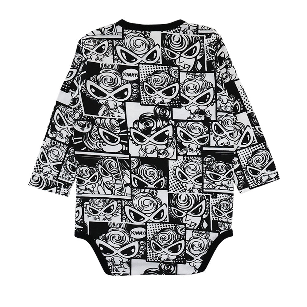 Catch the Moment monotone総柄 長袖ロンパース