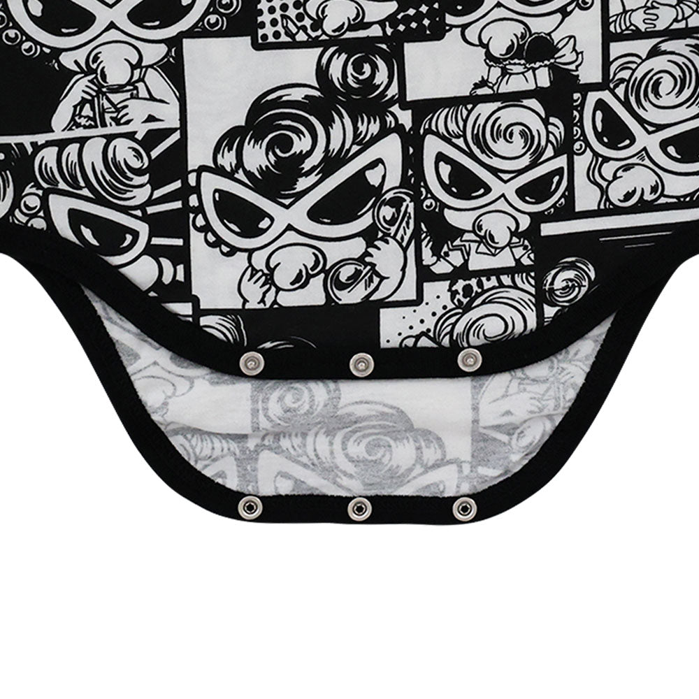 Catch the Moment monotone総柄 長袖ロンパース