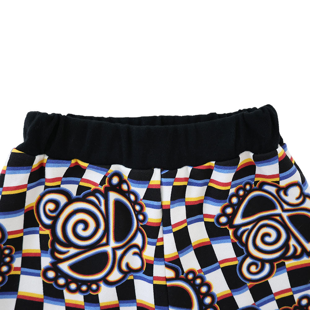 DISTORTION CHECKER総柄 ショートパンツ