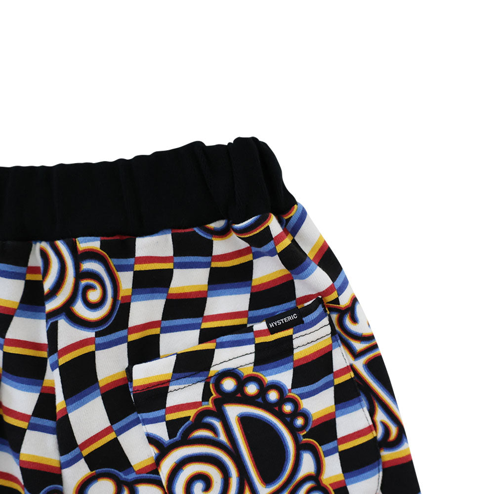 DISTORTION CHECKER総柄 ショートパンツ